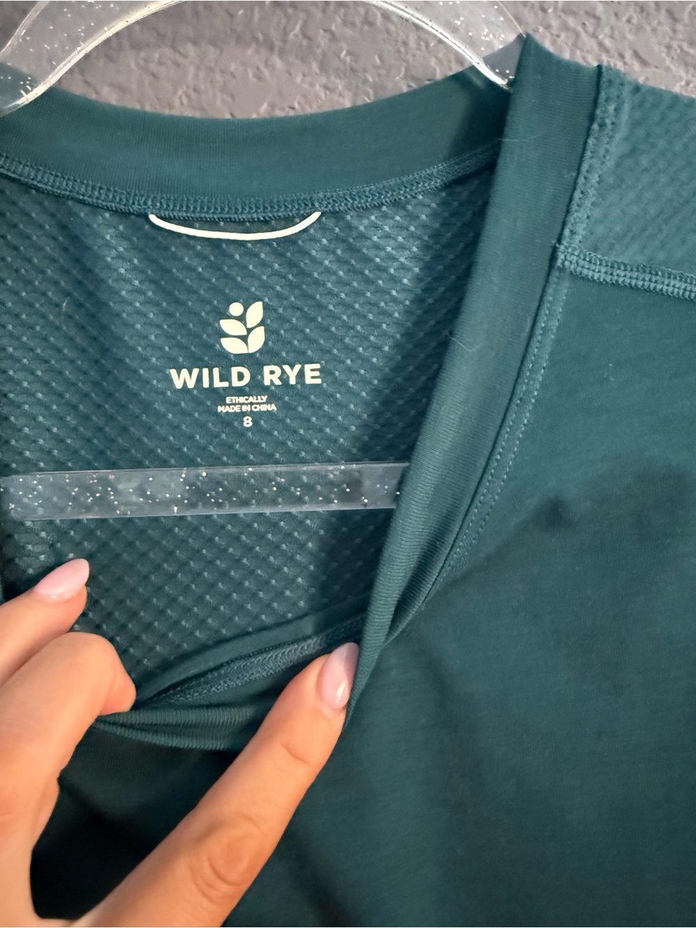WILD RYE • Teal performance technical short sleeve top tee - size 8 - Picture 2 of 4
